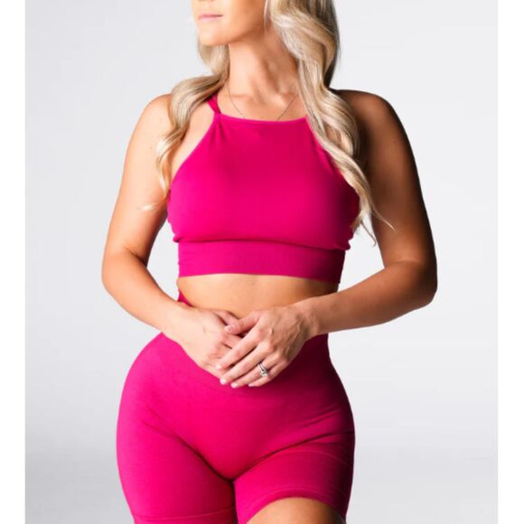 NGTVN Winterberry Strive Seamless Bra Women's Size Small Strappy Back Impact Pad - Picture 1 of 5